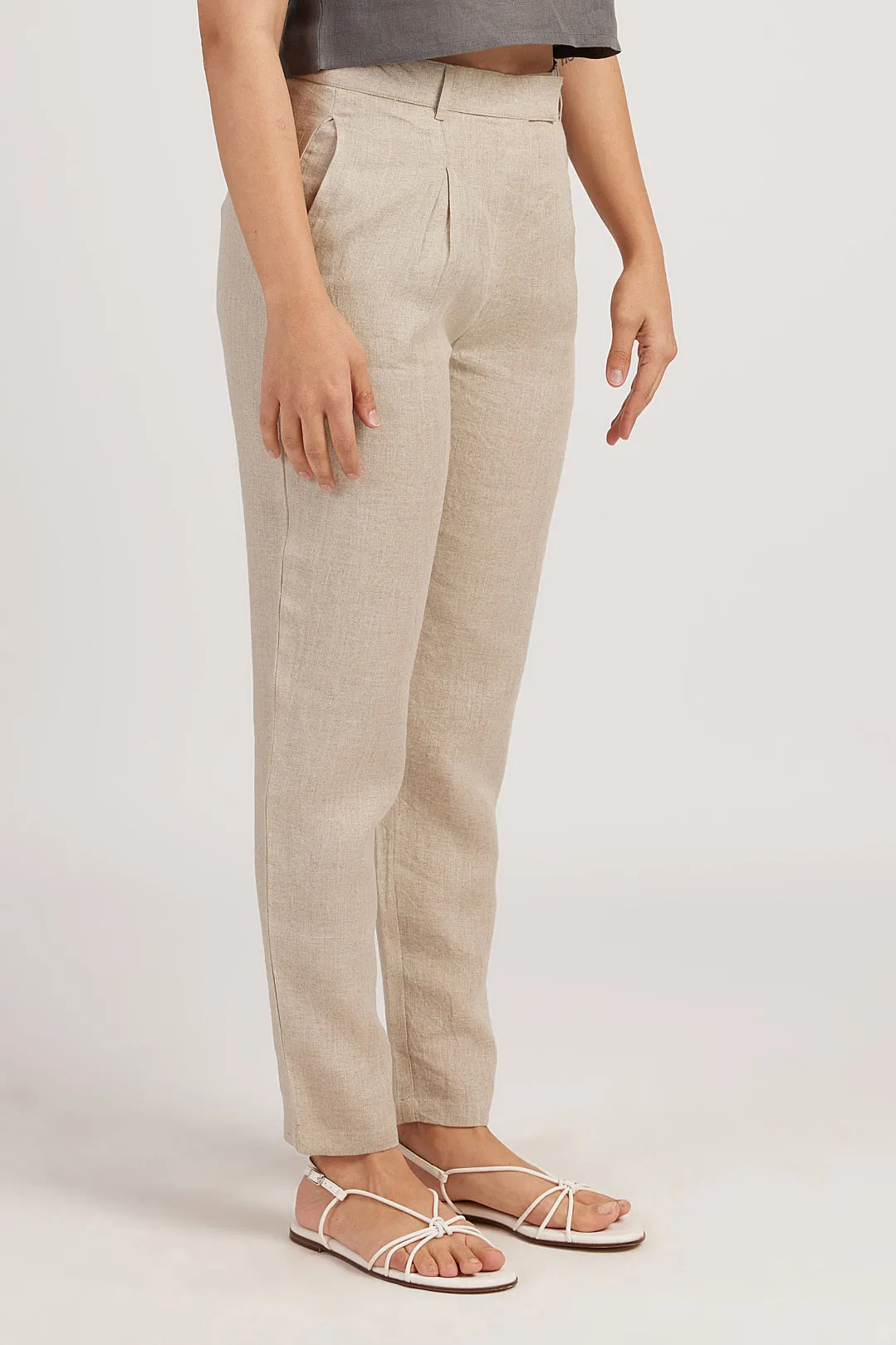 The Linen Pleated Trousers