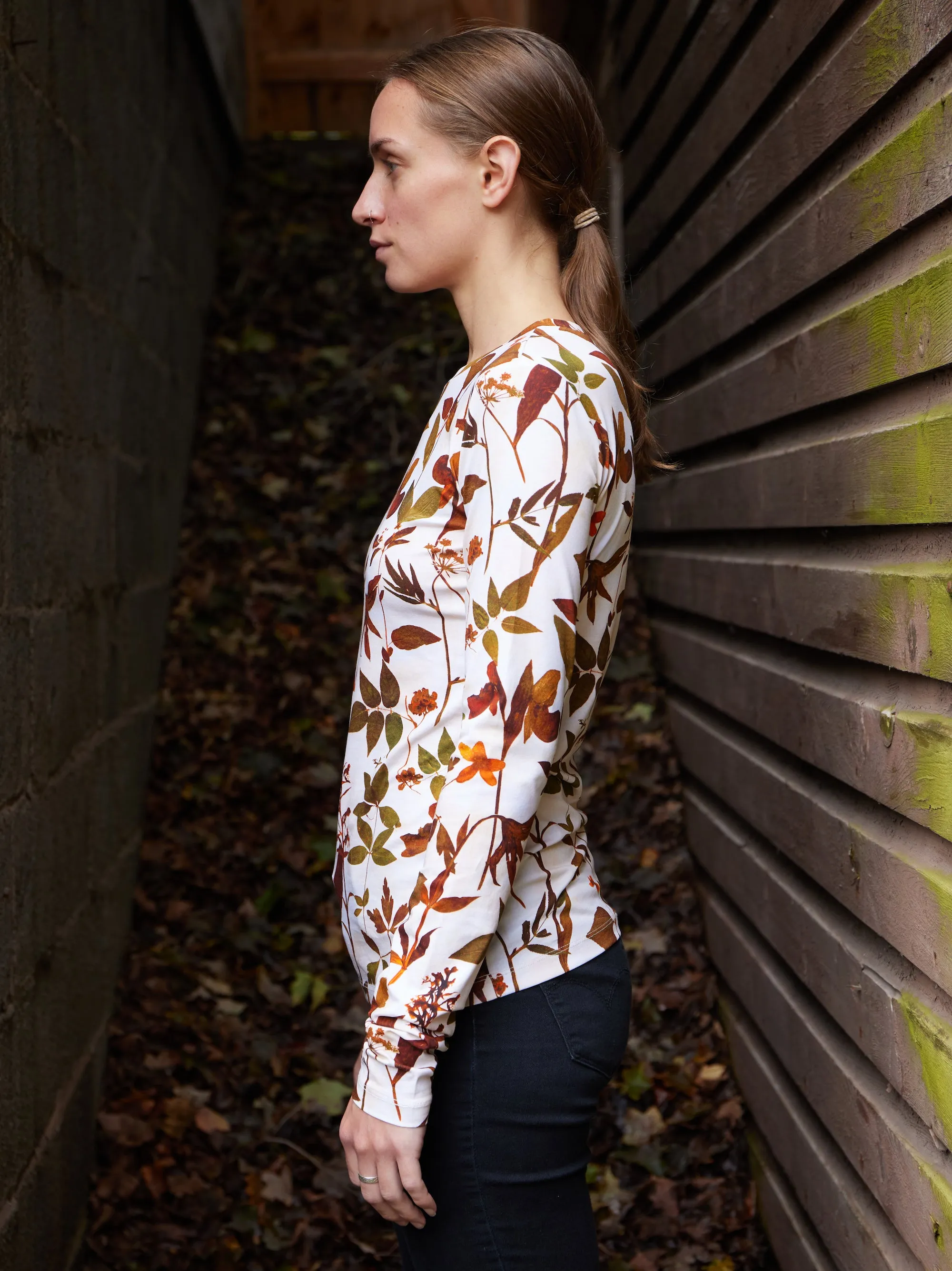 tnumarya botanical light jersey top