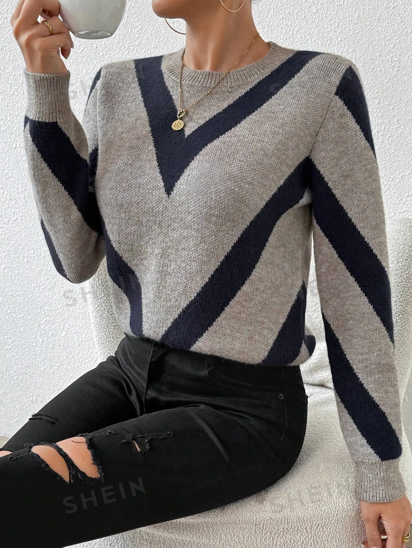 Unity 2024 Autumn Winter New Arrival Geometric Striped Pullover Sweater