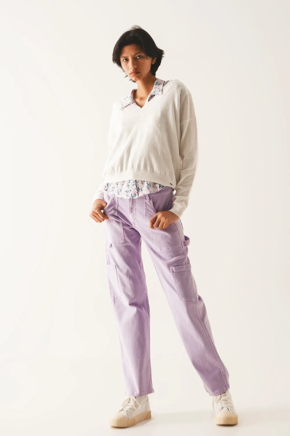 v neck fine knit sweater in cream