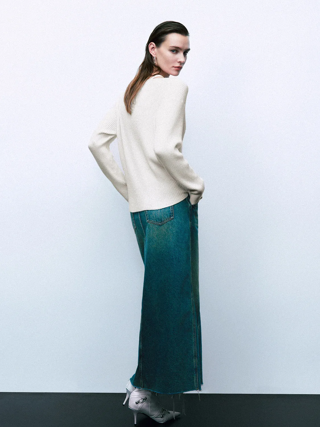 V-Neck Knitted Cardigans