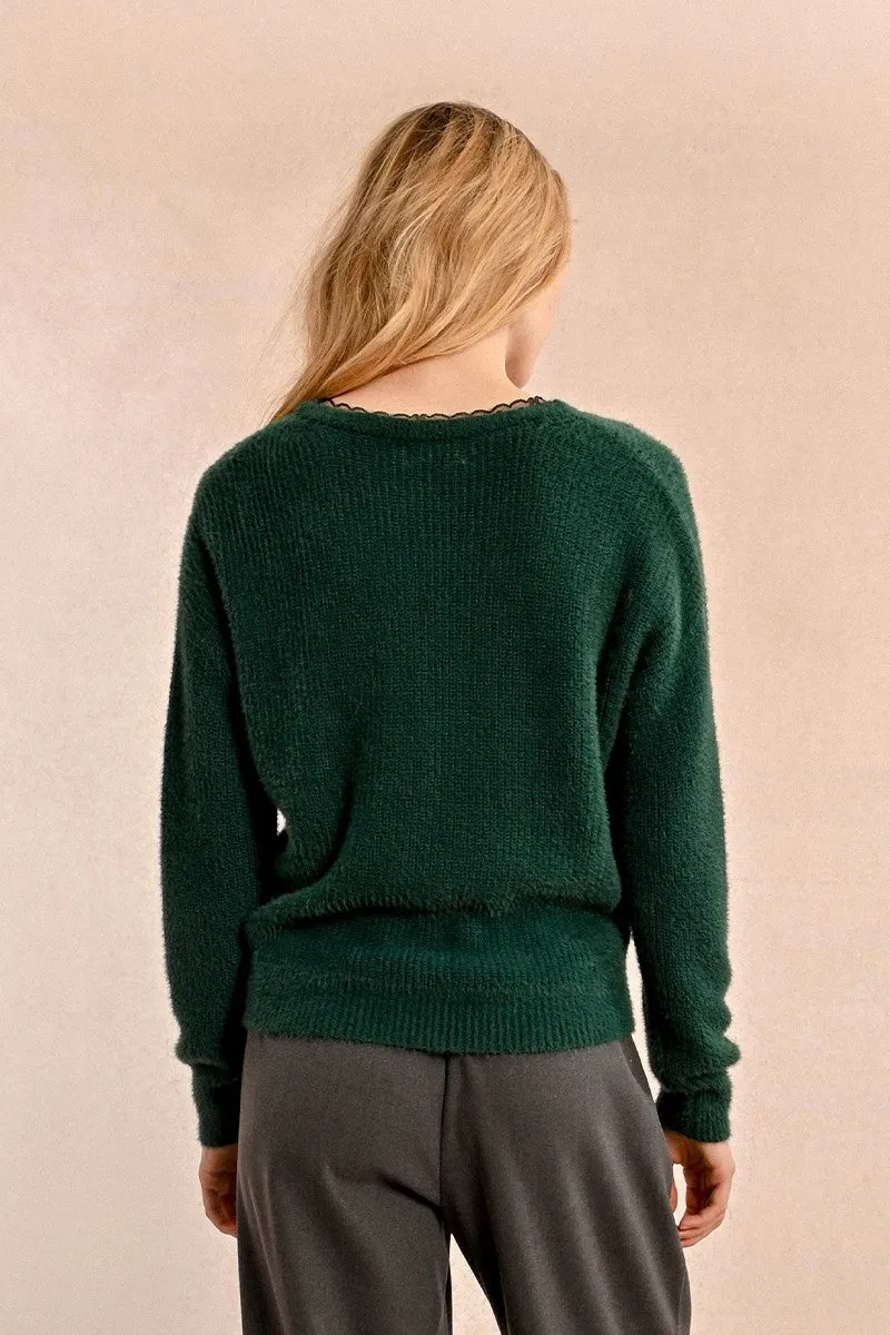 V-NECK SWEATER