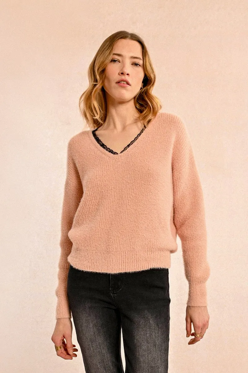 V-NECK SWEATER
