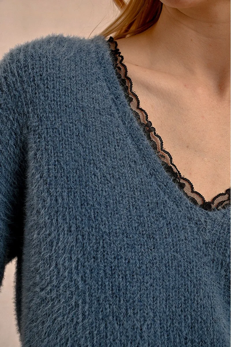 V-NECK SWEATER