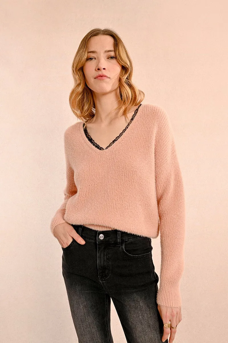 V-NECK SWEATER