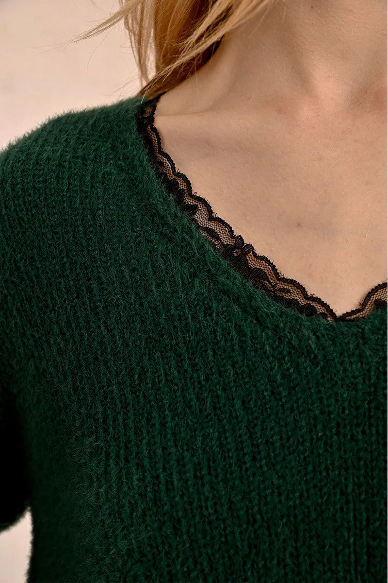 V-NECK SWEATER