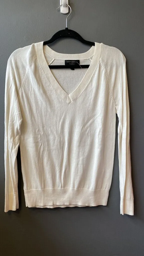 V neck Sweater