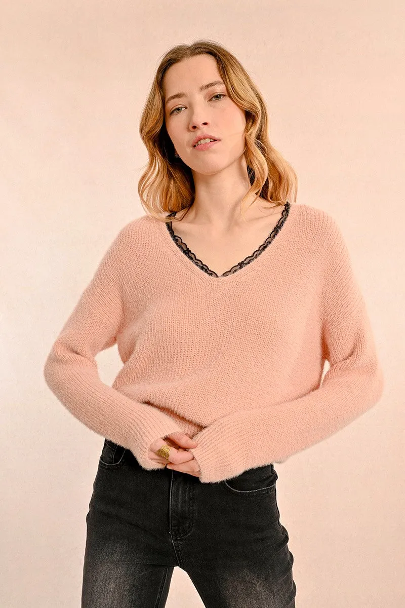 V-NECK SWEATER