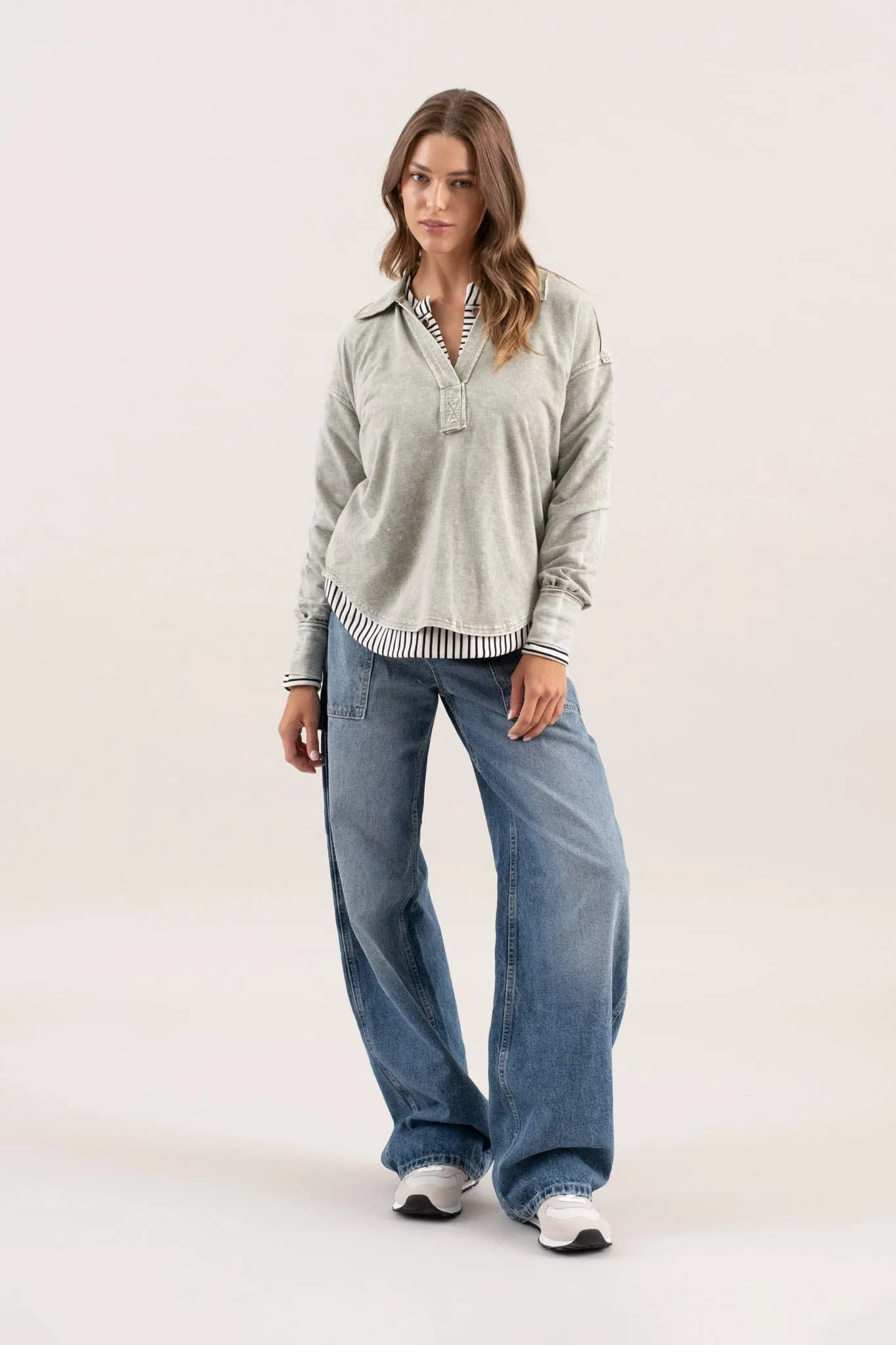 WASHED COLLARED LONG SLEEVE KNIT TOP