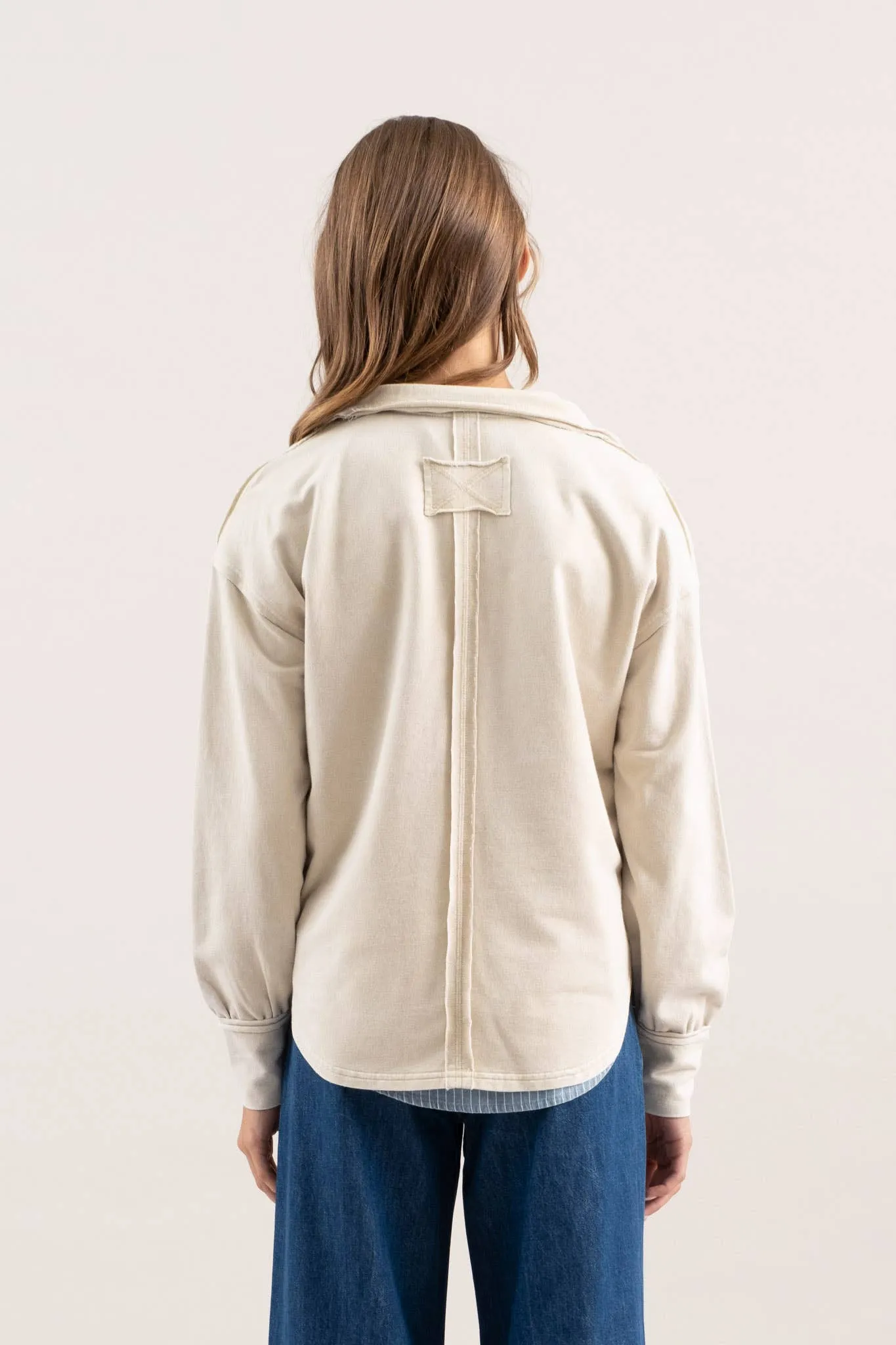 WASHED COLLARED LONG SLEEVE KNIT TOP