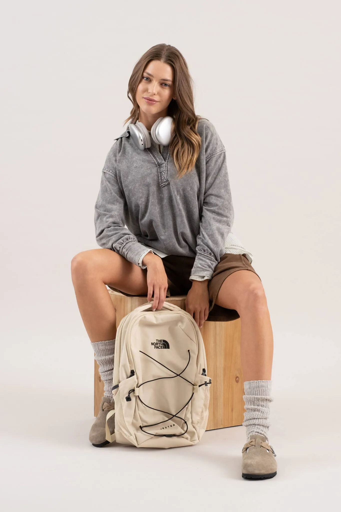WASHED COLLARED LONG SLEEVE KNIT TOP