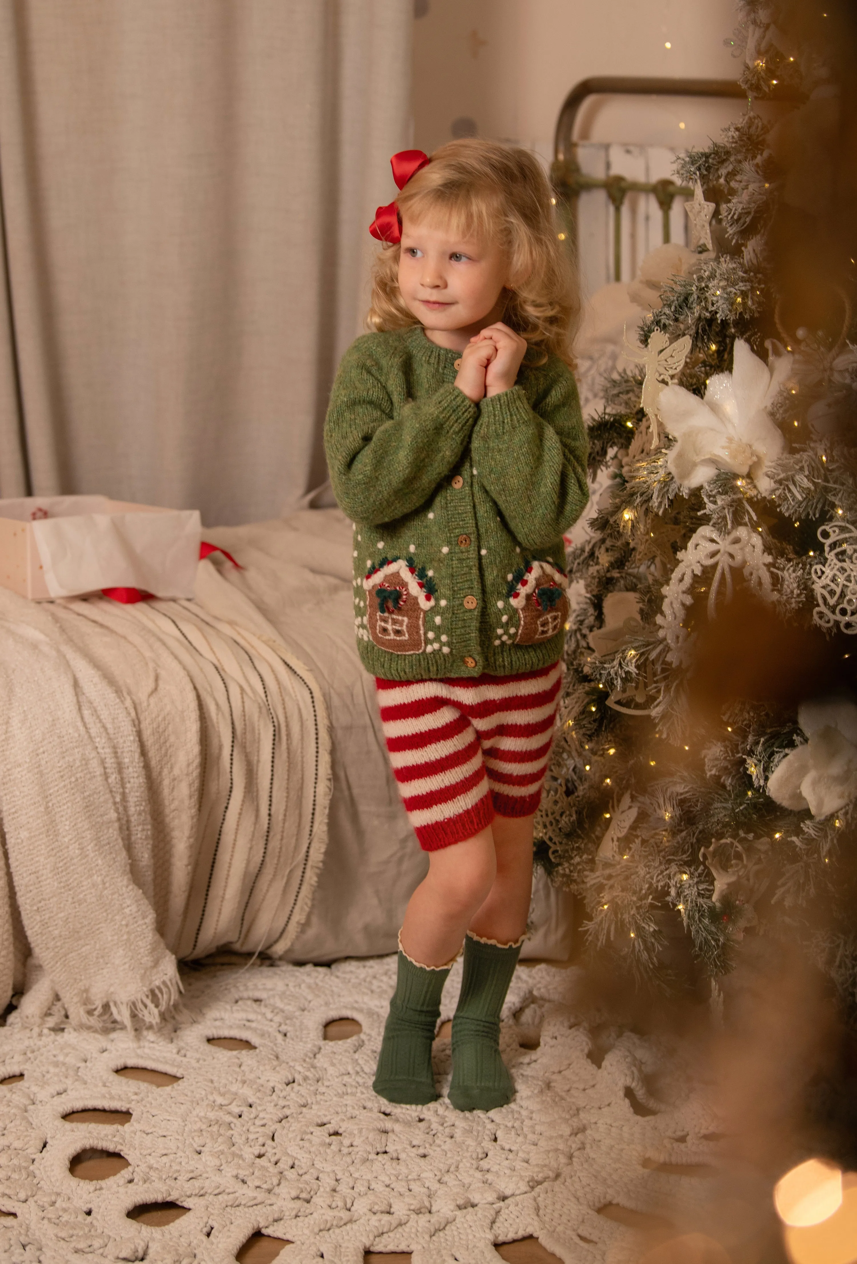 Winter Fairy Tale cardigan | Moss Green